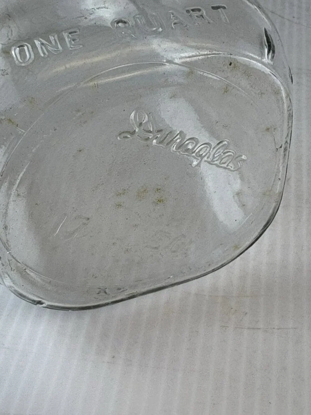 Vintage Shoulder Script Embossed Biltmore Dairy Farms Quart Bottle-Duraglas